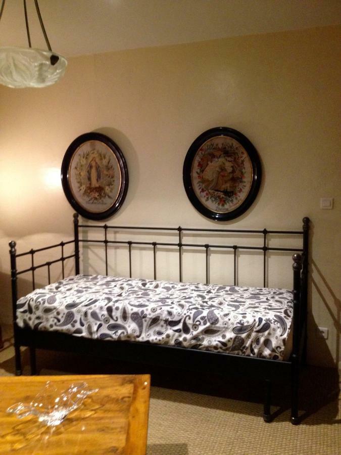 Chez L'Antiquaire Bed and Breakfast Hauterives Εξωτερικό φωτογραφία